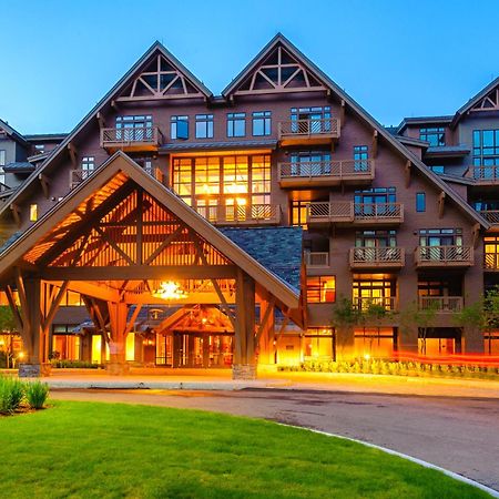 1122 Guest Room The Pines Lodge At Spruce Peak Ski In Ski Out ストー エクステリア 写真
